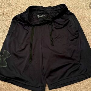 Under Armour men’s shirts size small